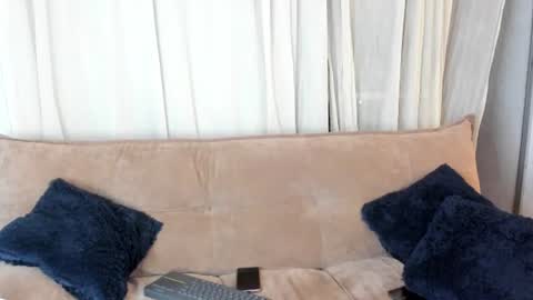 zafiro_lee online show from 06-10-26, 03:50