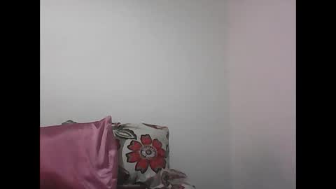 Zafiro online show from 11-26-25, 12:39