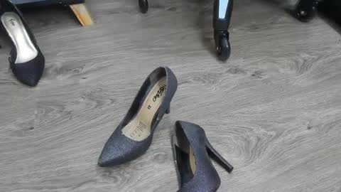 Snapshot of zafiro_winslow chatting on 03-11-25, 07:03 GODDESS ZAFIRO WINSLOW online show from 03-11-25, 07:03