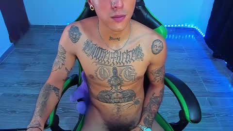 BiG Zafiro online show from 05-16-26, 01:13