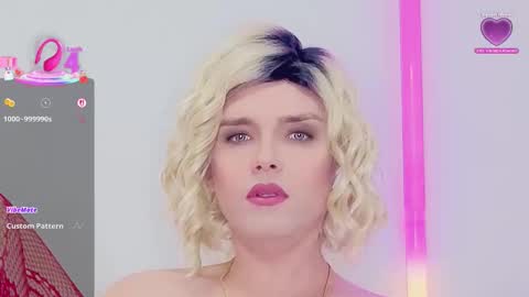 Snapshot of zagadka33333 chatting on 11-12-25, 01:39 Zagadka33333 online show from 11-12-25, 01:39