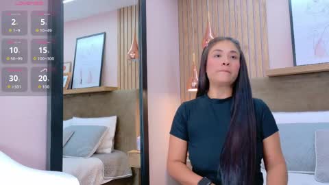 ZAHARA  online show from 04-11-26, 08:57