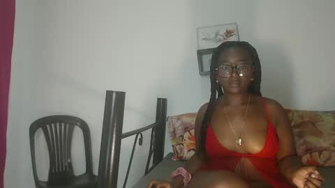 Snapshot of zahhysims chatting on 12-29-24, 09:20 zahhy online show from 12-29-24, 09:20