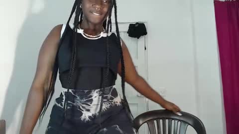 Snapshot of zahhysims chatting on 01-25-25, 04:46 zahhy online show from 01-25-25, 04:46