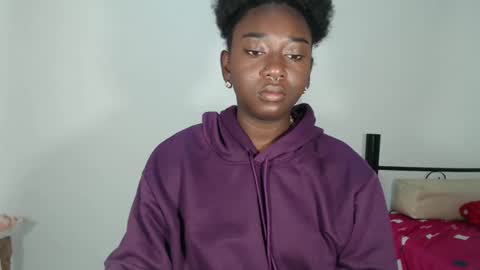 Snapshot of zahhysims chatting on 02-18-25, 10:49 zahhy online show from 02-18-25, 10:49