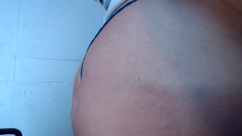 Snapshot of zahi_willx chatting on 07-05-26, 04:58 Zahi ... wants to play with everyone...yessss online show from 07-05-26, 04:58