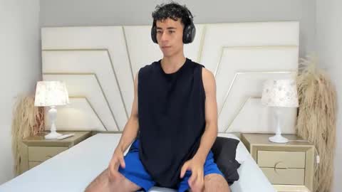 Snapshot of zahir_ashar chatting on 10-13-25, 11:21 zahir_ashar online show from 10-13-25, 11:21