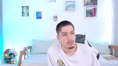 Snapshot of zahir_raw chatting on 04-03-26, 03:21 Zahir Raw online show from 04-03-26, 03:21