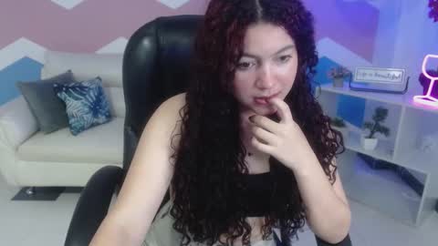 Zahira  online show from 11-17-25, 05:30