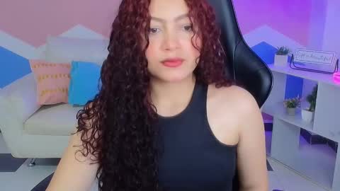 Zahira  online show from 02-15-26, 05:42