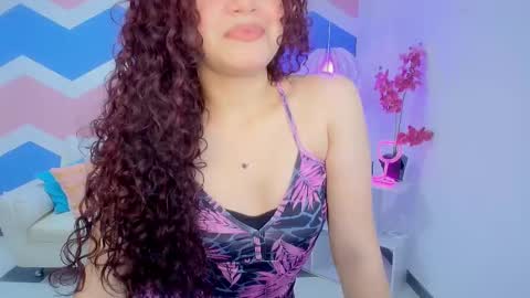 Zahira  online show from 02-20-26, 03:45