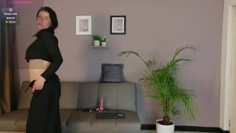 Snapshot of zahramilf chatting on 01-13-26, 08:25 zahramilf online show from 01-13-26, 08:25