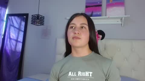 Snapshot of zaida_1 chatting on 11-21-25, 04:05 Zaida online show from 11-21-25, 04:05