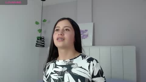 Snapshot of zaida_1 chatting on 02-27-26, 08:20 Zaida online show from 02-27-26, 08:20