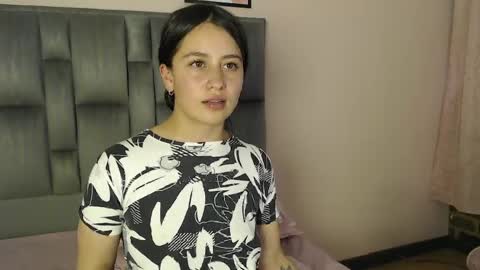 Snapshot of zaida_1 chatting on 05-04-26, 08:49 Zaida online show from 05-04-26, 08:49