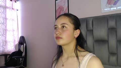 Snapshot of zaida_1 chatting on 06-04-26, 07:53 Zaida online show from 06-04-26, 07:53