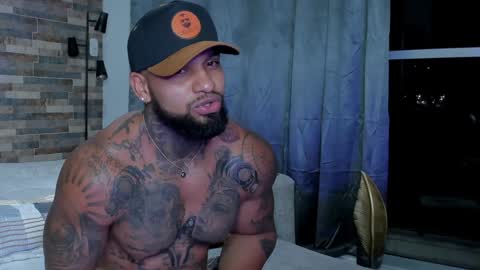 Snapshot of zain_diesel7 chatting on 01-23-25, 02:33 INSTAGRAM yormanfit7 online show from 01-23-25, 02:33