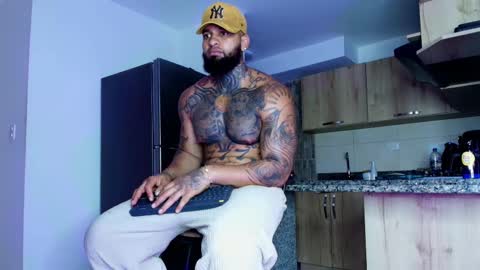 Snapshot of zain_diesel7 chatting on 09-15-25, 05:57 INSTAGRAM yormanfit7 online show from 09-15-25, 05:57