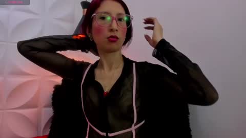 Snapshot of zaira_sweet4 chatting on 07-10-26, 04:06 zaira_sweet4 online show from 07-10-26, 04:06