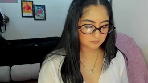 zakura_ania online show from 07-05-26, 01:12