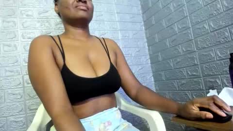 Zamara   online show from 11-18-25, 11:25