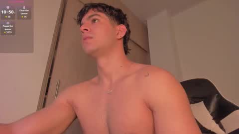 Snapshot of zamir_scott chatting on 02-08-26, 01:25 zamir online show from 02-08-26, 01:25