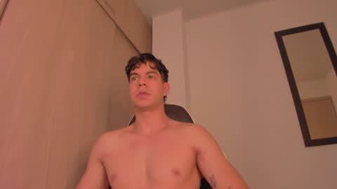 Snapshot of zamir_scott chatting on 03-08-26, 01:26 zamir online show from 03-08-26, 01:26