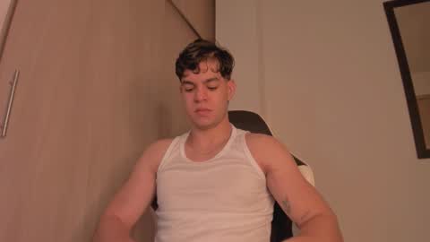 Snapshot of zamir_scott chatting on 03-13-26, 10:05 zamir online show from 03-13-26, 10:05