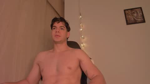 Snapshot of zamir_scott chatting on 03-19-26, 10:14 zamir online show from 03-19-26, 10:14