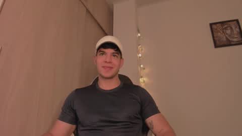 Snapshot of zamir_scott chatting on 03-20-26, 09:08 zamir online show from 03-20-26, 09:08