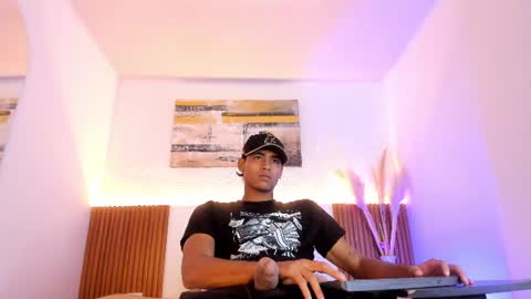 Zander online show from 06-23-26, 01:53