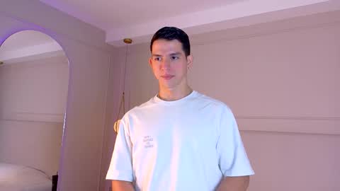 Zane Dawson online show from 10-24-25, 04:31