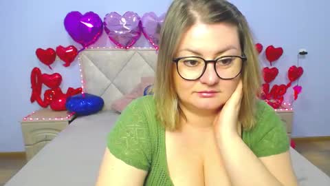 zannadreil online show from 02-24-25, 07:09