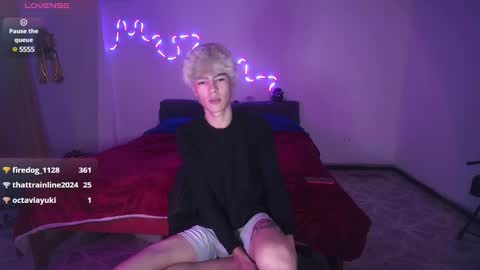Snapshot of zanty2308 chatting on 01-07-25, 05:43 Tiiago Mallz online show from 01-07-25, 05:43