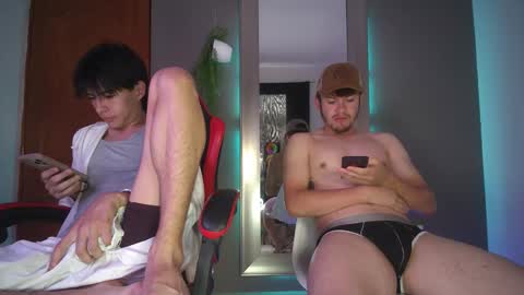 Snapshot of zanty2308 chatting on 09-30-25, 02:33 Tiiago Mallz online show from 09-30-25, 02:33