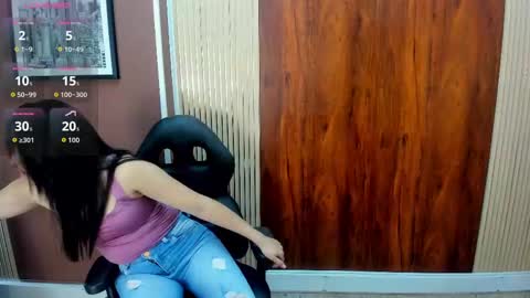 Zara online show from 10-12-25, 01:54