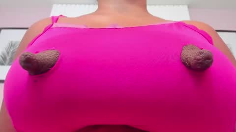 Snapshot of zara_lopez chatting on 02-02-25, 10:49 zara lopez online show from 02-02-25, 10:49