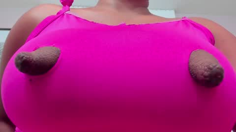 Snapshot of zara_lopez chatting on 02-06-25, 10:53 zara lopez online show from 02-06-25, 10:53