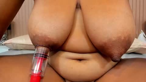 Snapshot of zara_lopez chatting on 09-18-25, 11:45 zara lopez online show from 09-18-25, 11:45