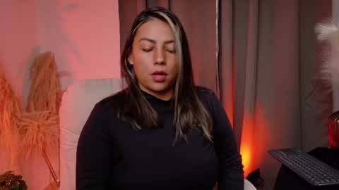 Zara Nova online show from 07-12-26, 08:00
