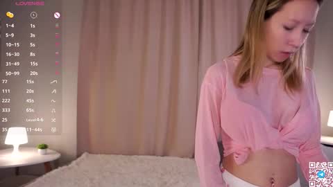 Snapshot of zara_shine chatting on 11-06-25, 06:20 Criss online show from 11-06-25, 06:20