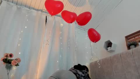 Zara . online show from 02-20-25, 12:04