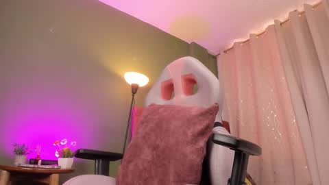 Zara . online show from 12-01-25, 02:22