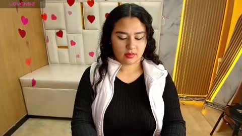 Snapshot of zarath_tf chatting on 03-08-26, 01:48 Zarath online show from 03-08-26, 01:48