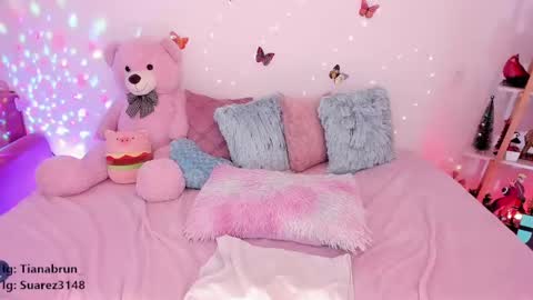 Snapshot of zaratorres_ chatting on 03-06-25, 02:51 Zara online show from 03-06-25, 02:51