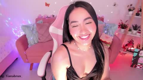 Snapshot of zaratorres_ chatting on 09-23-25, 12:19 Zara online show from 09-23-25, 12:19