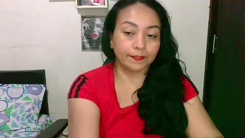 Snapshot of zaray_45bella chatting on 06-03-26, 09:42 zaray online show from 06-03-26, 09:42