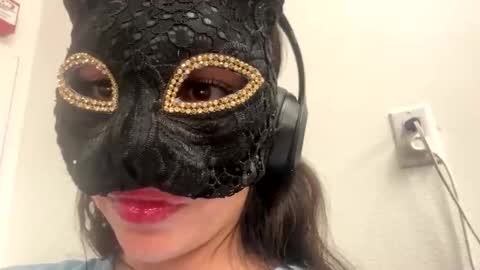 Snapshot of zarayaa_v chatting on 02-22-26, 02:56 zarayaa_v online show from 02-22-26, 02:56