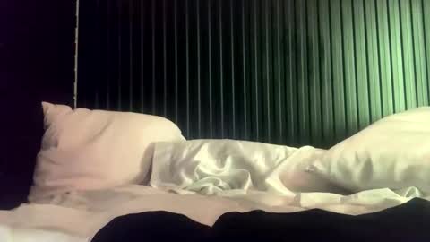zarayaa_v online show from 05-16-26, 06:43