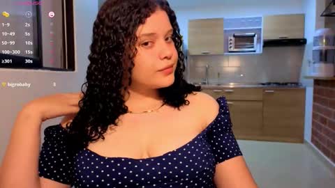 Snapshot of zarayclover__ chatting on 10-26-25, 01:55 ZARAY CLOVER online show from 10-26-25, 01:55